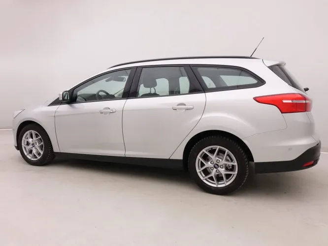 Ford Focus 1.0i 125 EcoBoost Clipper Edition + GPS + Park As Image 3