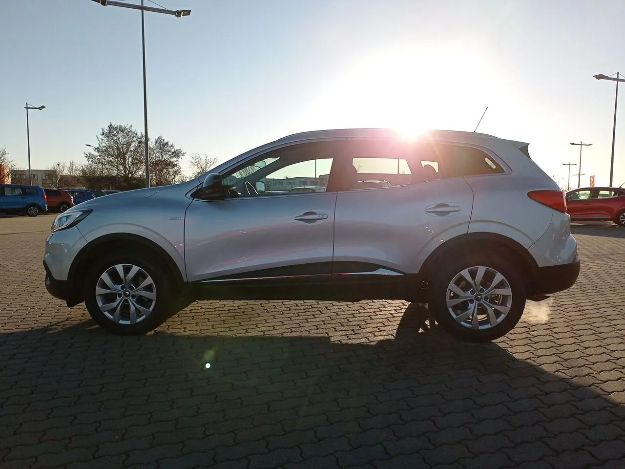 Renault Kadjar 1.2 TCe LimitedENERGY...  Image 4