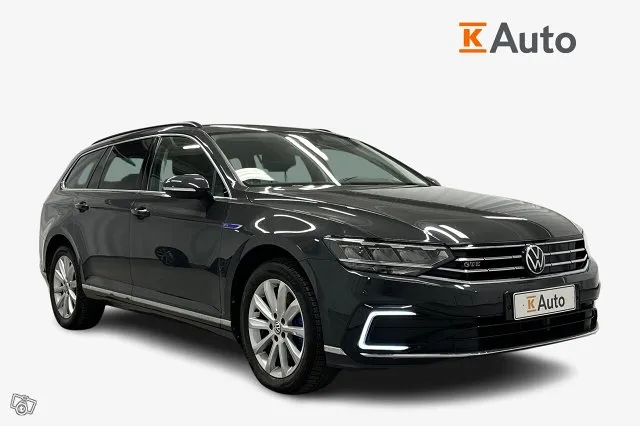 Volkswagen Passat Variant GTE Plug-In Hybrid 160 kW DSG * Tr Image 1