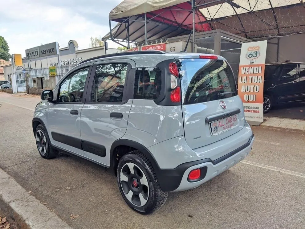 FIAT Panda 1.0 FireFly S&S Hybrid City Cross Image 6