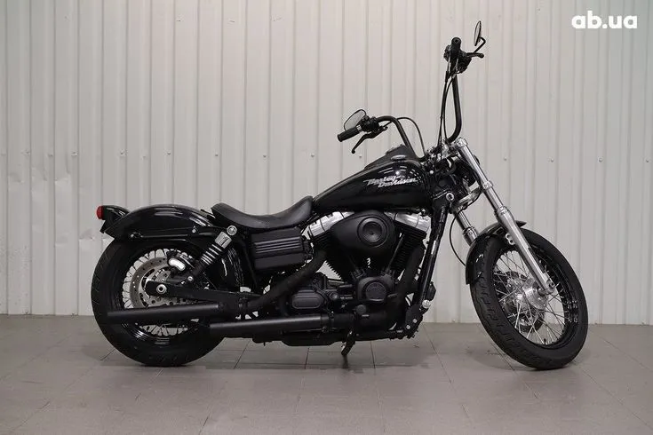 Harley-Davidson Dyna Image 1